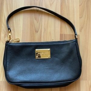 Michael Kors Leather Pochette Accesories